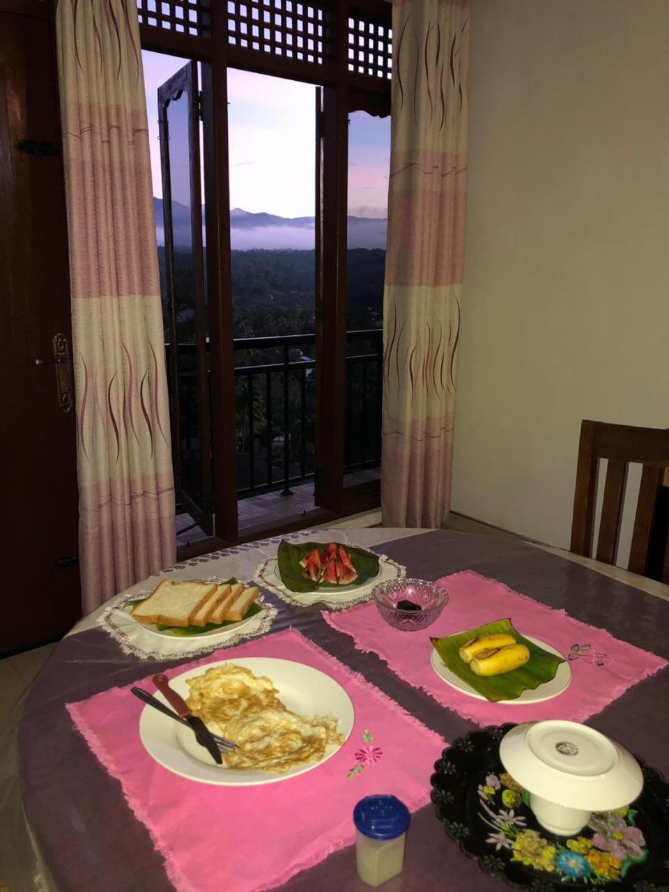 Dreamscape Home Stay 캔디 외부 사진
